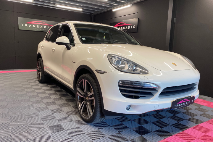 PORSCHE CAYENNE