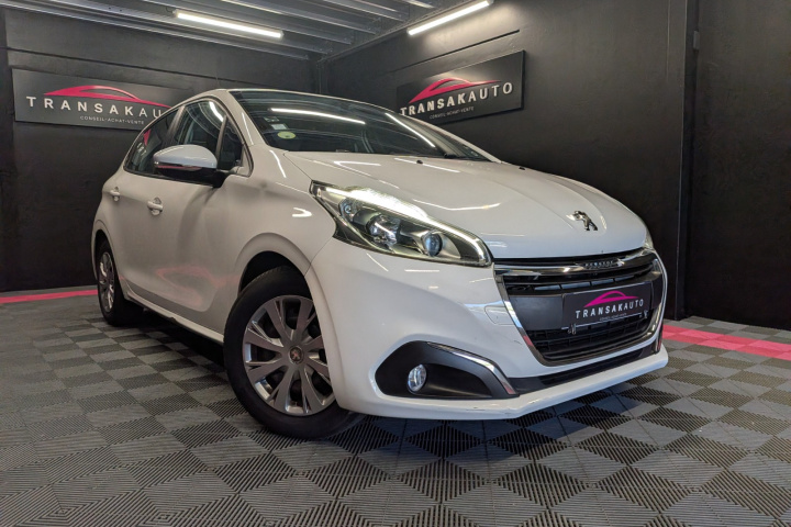PEUGEOT 208 BUSINESS